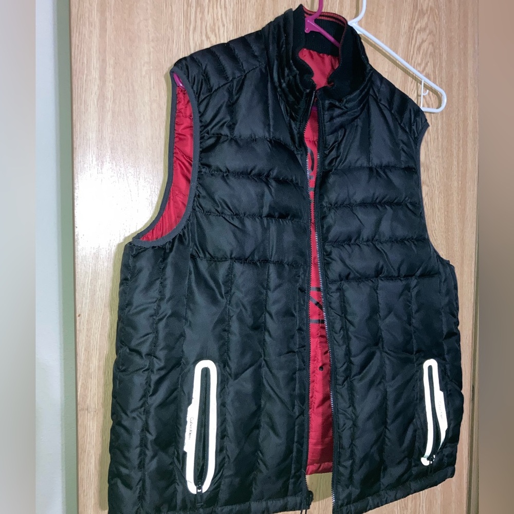 Calvin Klein Reversible Puffer Vest (Men’s XXL)